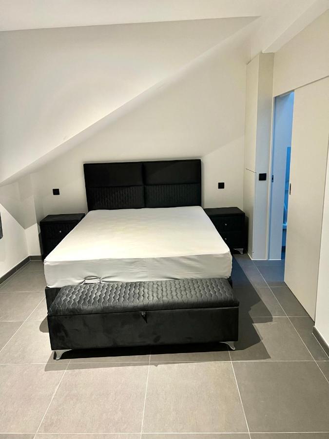 Brand-New Apartments In The Heart Of Брюссель Экстерьер фото